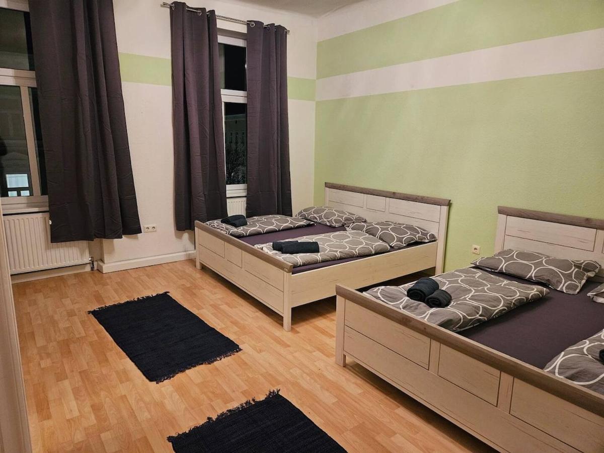 At Westbahnhof I Close To Shopping Street & Metro Apartamento *